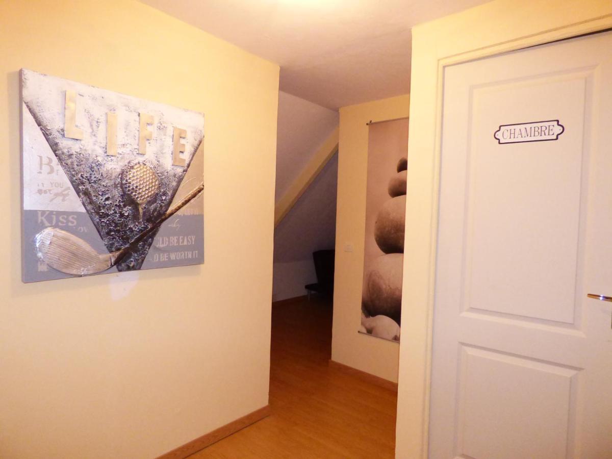 Les Petites Brosses Bed & Breakfast Montbizot Luaran gambar