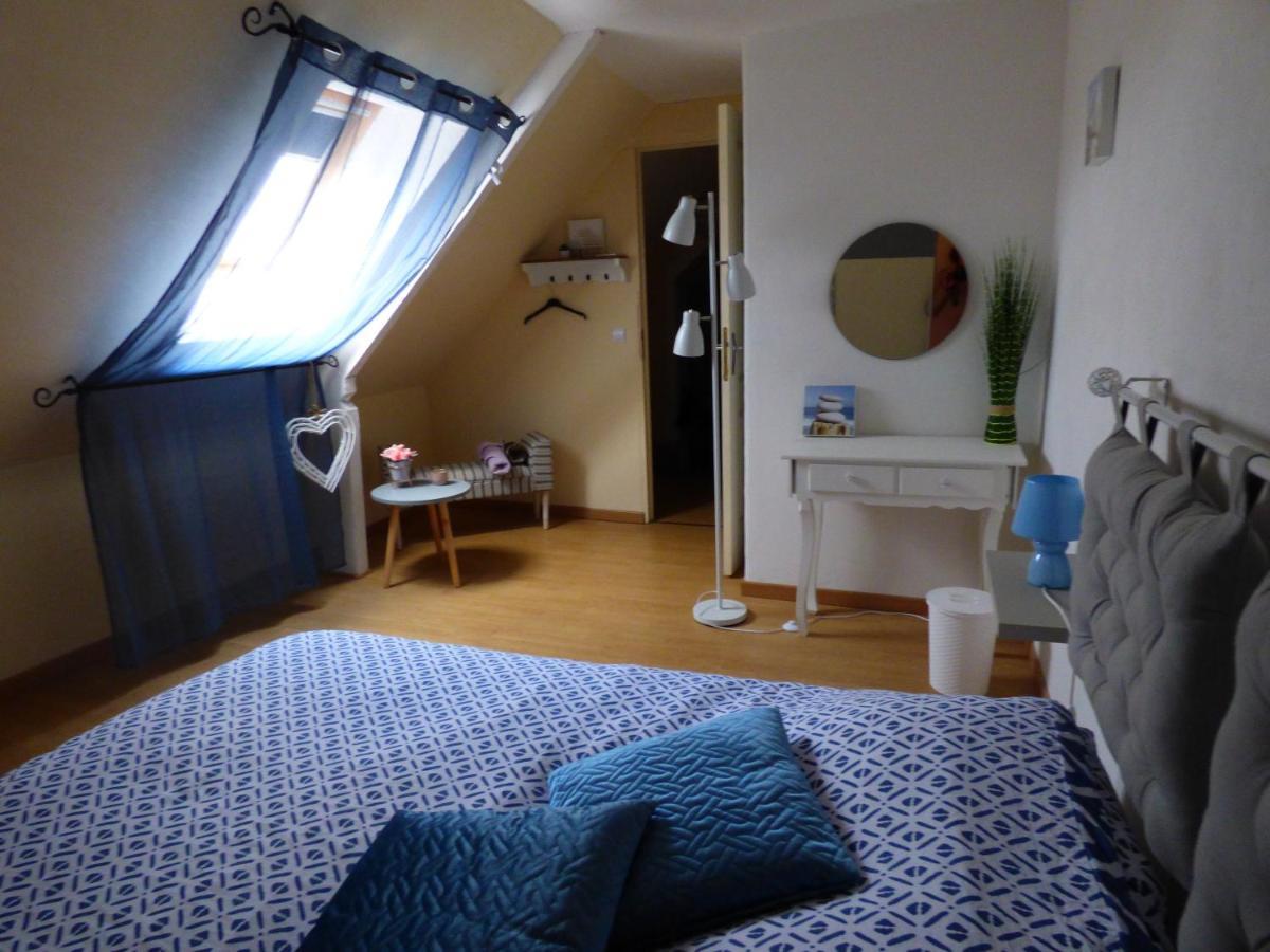 Les Petites Brosses Bed & Breakfast Montbizot Luaran gambar